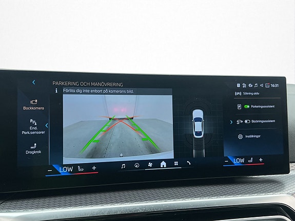 BMW i4 24 of 30