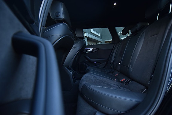 Audi S4 11 of 30