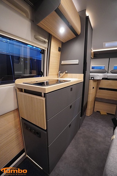 Malibu 640 LE GT Skyview, Stor kyl, Dieselpanna, 4000kg 6 of 18