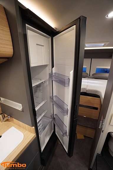 Malibu 640 LE GT Skyview, Stor kyl, Dieselpanna, 4000kg 7 of 18
