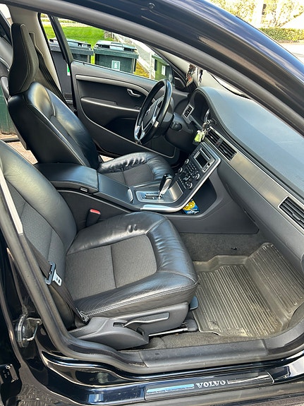 Volvo V70 10 of 10