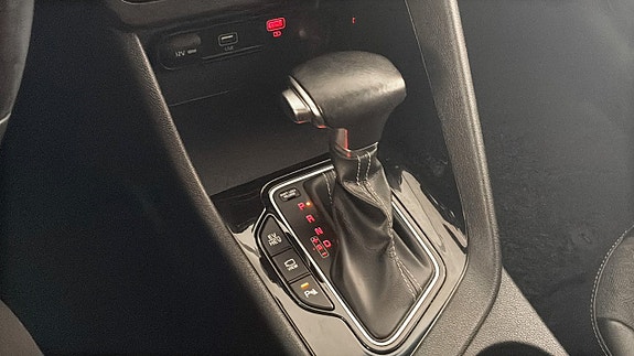 Kia Niro 9 of 11