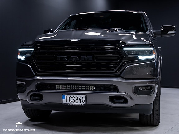 Dodge RAM 1500 2 of 30