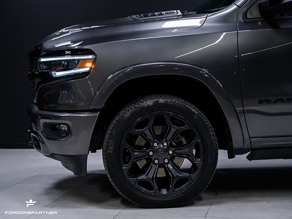 Dodge RAM 1500 4 of 30