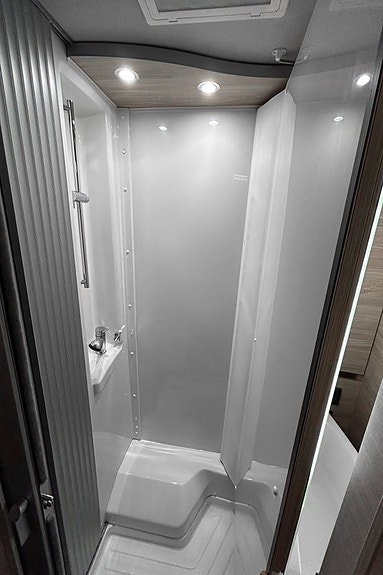 Knaus VAN TI PLUS 650 MEG Platinum Selection 4x4 AUTOMAT ALDE 29 of 30