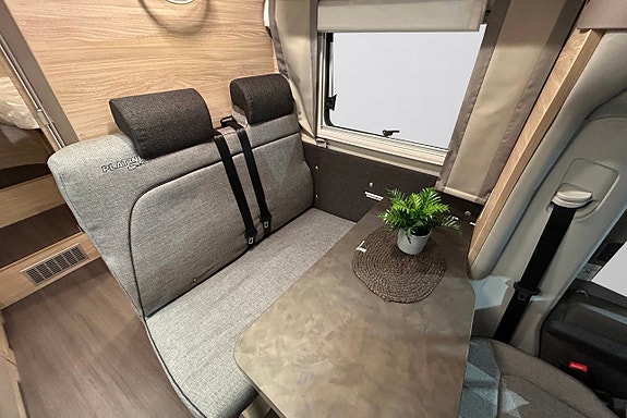 Knaus VAN TI PLUS 650 MEG Platinum Selection 4x4 AUTOMAT ALDE 6 of 30