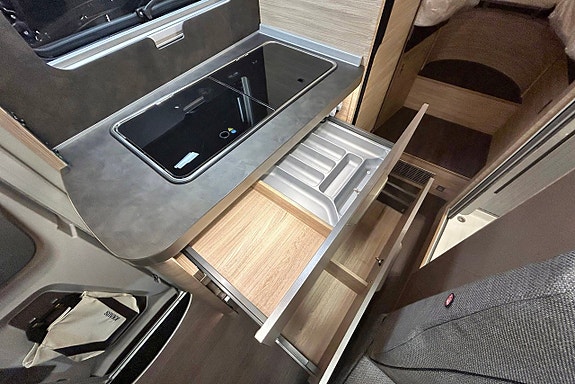 Knaus VAN TI PLUS 650 MEG Platinum Selection 4x4 AUTOMAT ALDE 15 of 30