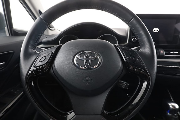 Toyota C-HR 19 of 30