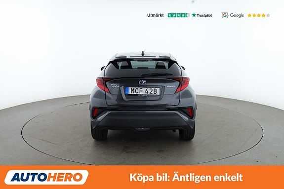 Toyota C-HR 4 of 30