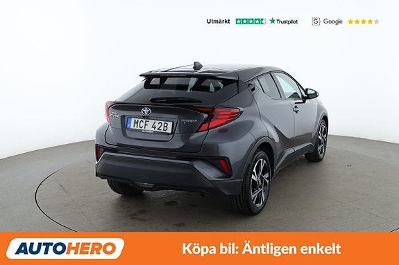 Toyota C-HR 6 of 30