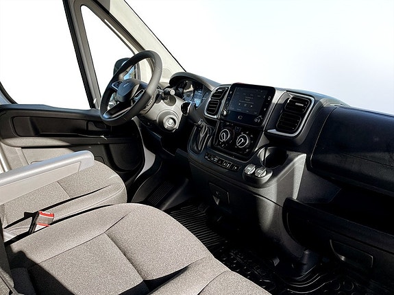 Peugeot Boxer 13 of 14