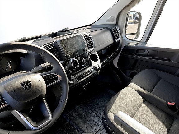 Peugeot Boxer 3 of 14