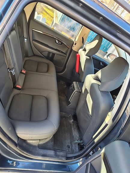 Volvo V70 10 of 10