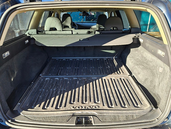 Volvo V70 9 of 10