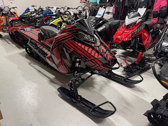Polaris 800 SKS 155