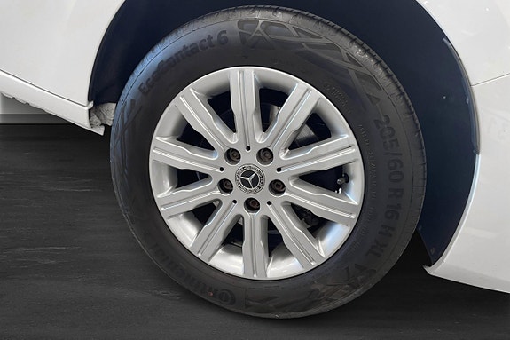 Mercedes-Benz T180 d 5 of 11