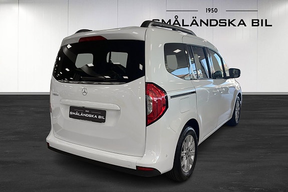 Mercedes-Benz T180 d 4 of 11