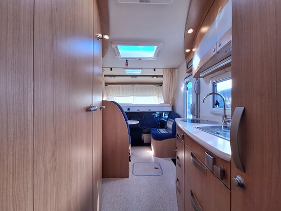 Adria Vision 707 SG Tvärbädd, Solcell 11 of 19
