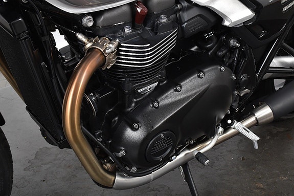 Triumph Speed Twin 900 ABS Mycket fint skick 12 of 18