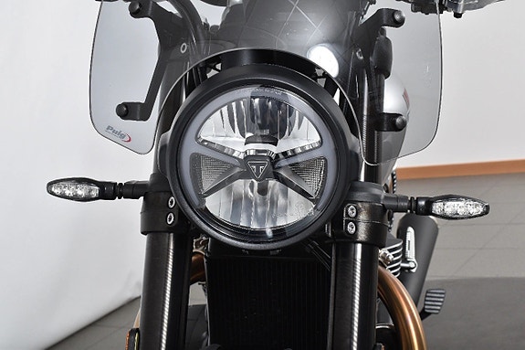 Triumph Speed Twin 900 ABS Mycket fint skick 5 of 18