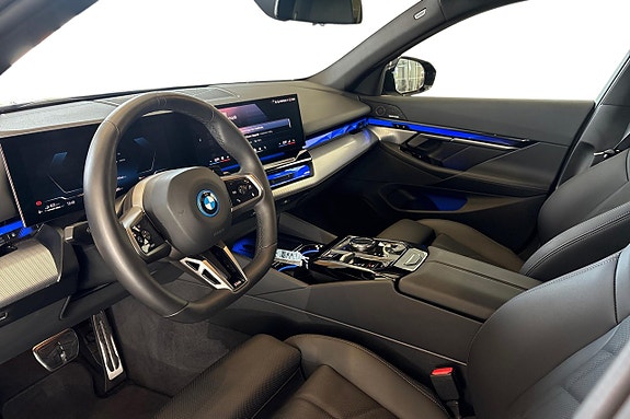 BMW 530e 12 of 18