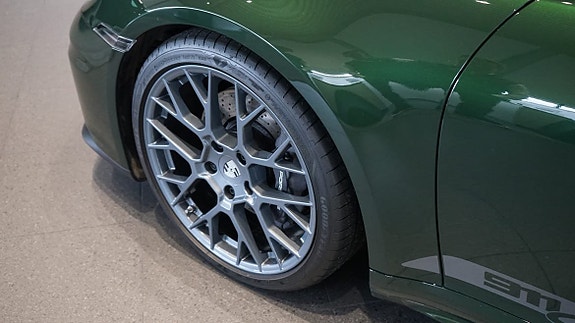Porsche 911 Carrera T 5 of 5