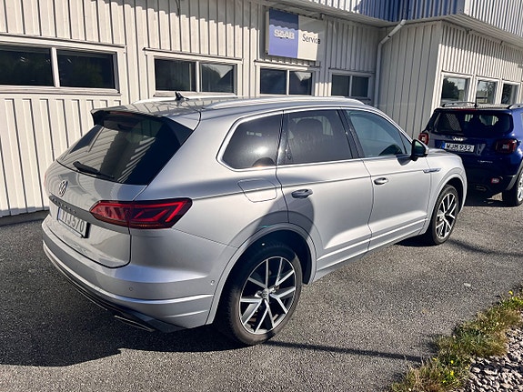 Volkswagen Touareg 5 of 11
