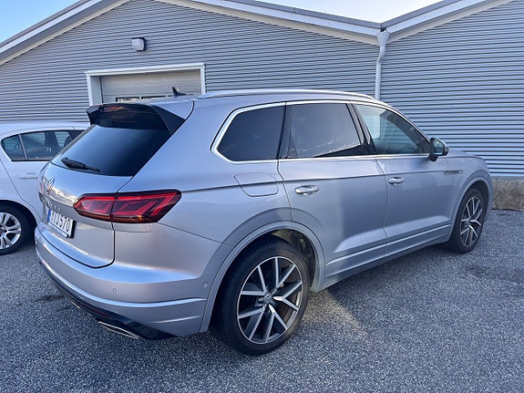 Volkswagen Touareg 10 of 11