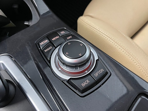 BMW 520d 15 of 19