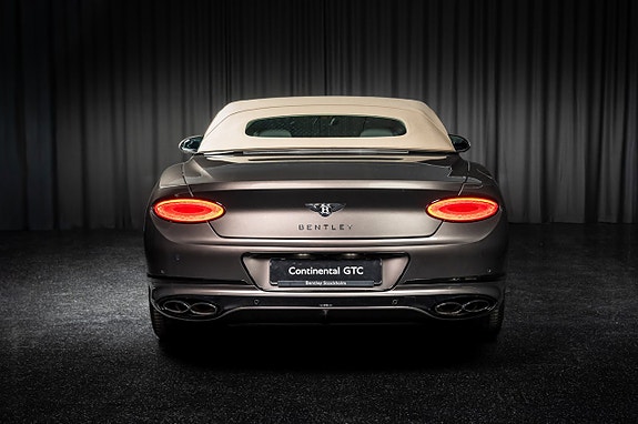Bentley Continental GTC 11 of 30