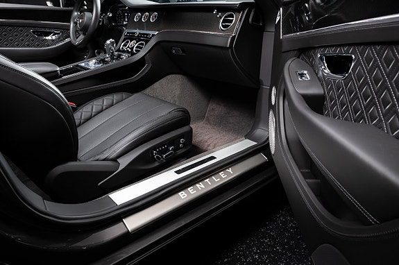 Bentley Continental GTC 25 of 30