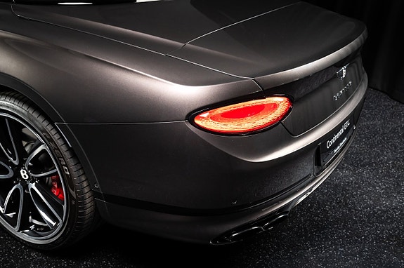 Bentley Continental GTC 17 of 30
