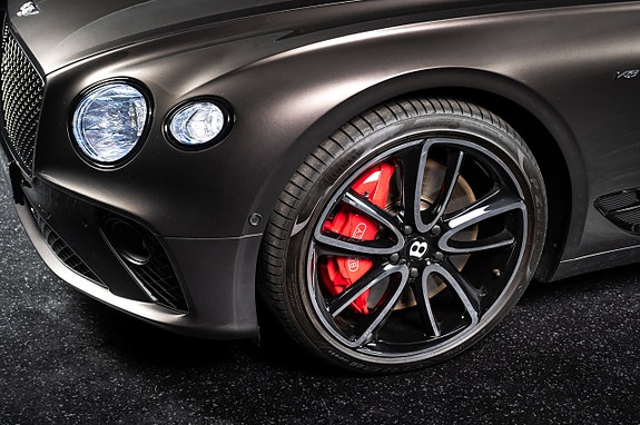 Bentley Continental GTC 14 of 30