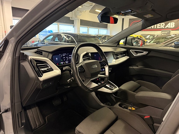 Audi Q4 e-tron 16 of 30