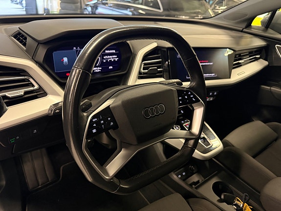 Audi Q4 e-tron 17 of 30