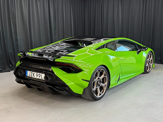 Lamborghini Huracan 4 of 14