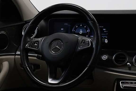 Mercedes-Benz E 220 d 13 of 27