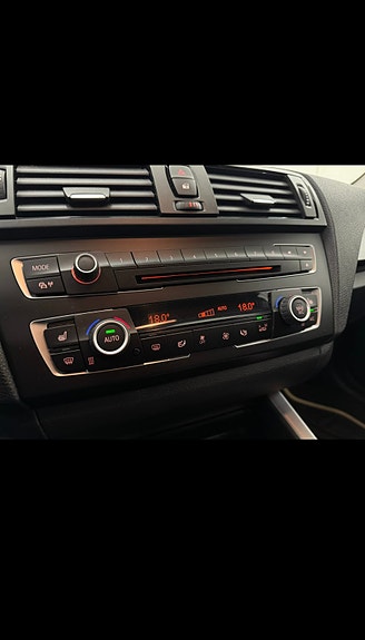 BMW 118d 11 of 15