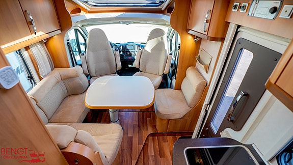 Hymer T 674 CL BIANCO-LINE | Långbäddar | Dragkrok I KAMPANJ 6 of 21
