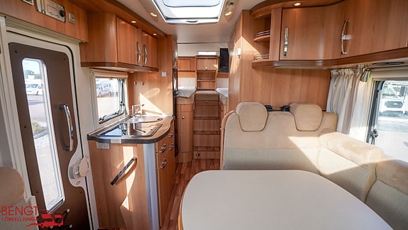 Hymer T 674 CL BIANCO-LINE | Långbäddar | Dragkrok I KAMPANJ 9 of 21