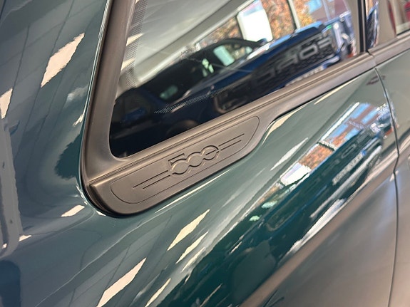 Fiat 500e 7 of 16