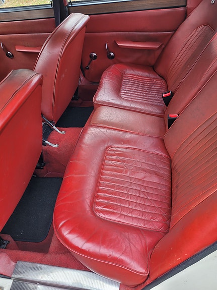 Rover P6 2 of 11
