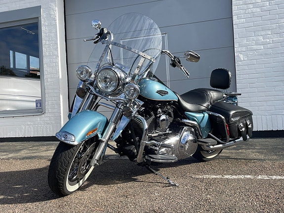 Harley-Davidson FLHRC Road King Classic
