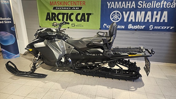 Ski-doo SUMMIT SP 146 2 of 2