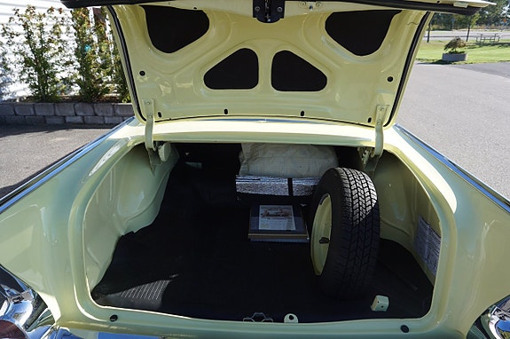 Chevrolet Bel Air 27 of 30