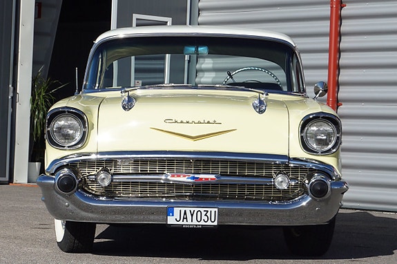 Chevrolet Bel Air 5 of 30