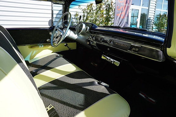 Chevrolet Bel Air 22 of 30