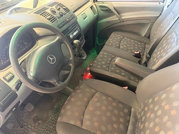Mercedes-Benz Vito 109 4 of 4