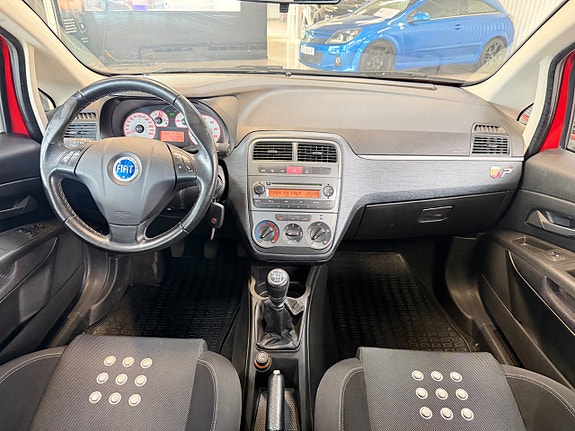 Fiat Grande Punto 17 of 24
