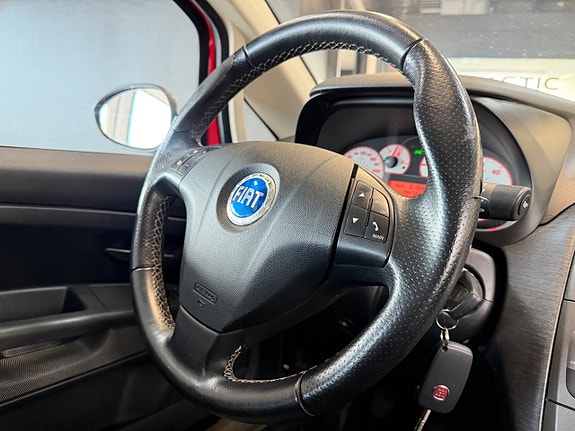 Fiat Grande Punto 21 of 24